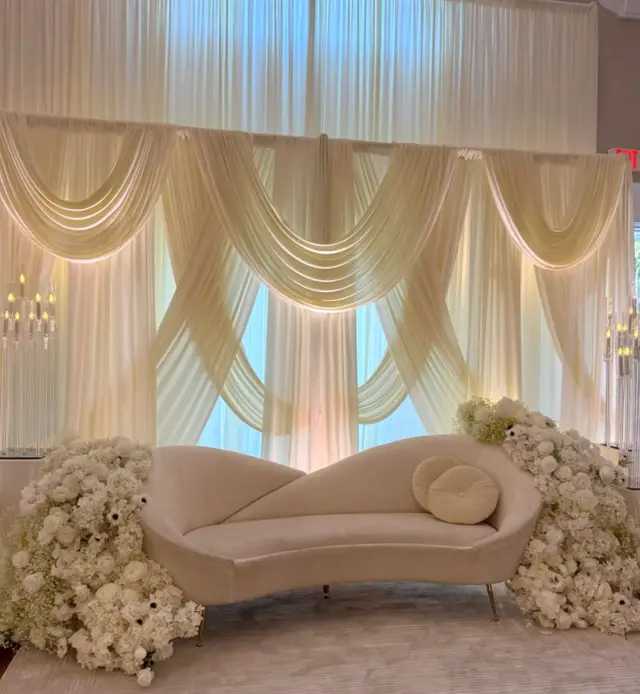 Ceremony backdrop design, Signature package, photo 2
