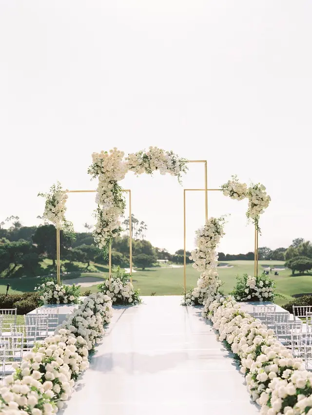 Aisle styling, Signature package, photo 1