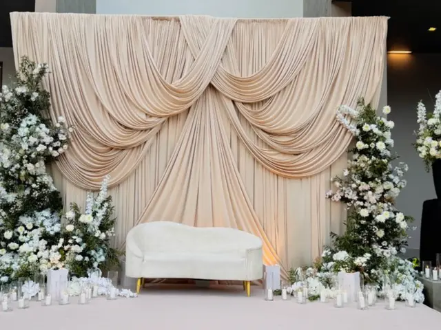 Ceremony backdrop design, Signature package, photo 3